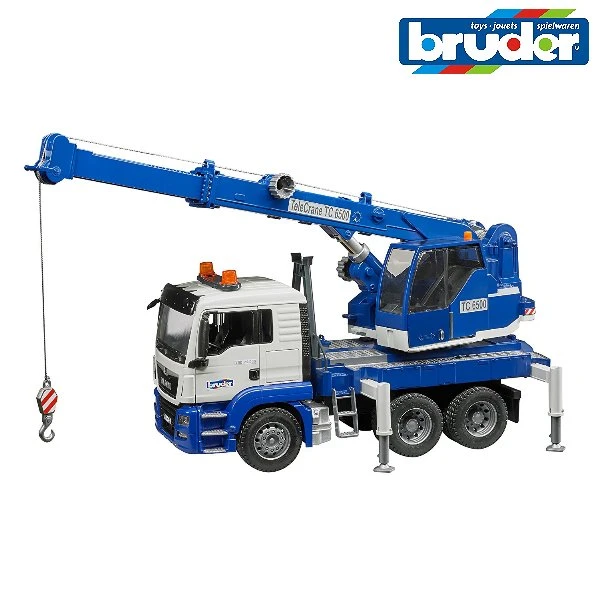德國 Bruder 1/16 藍色吊車