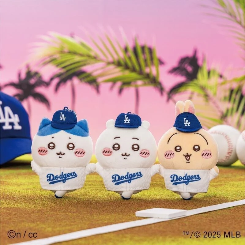 吉伊卡哇 Chiikawa MLB 大聯盟棒球聯名 道奇隊 戴帽 娃娃吊飾 三款一套