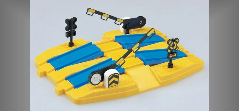 TakaraTomy Plarail 火車配件 J-16 複線平交道