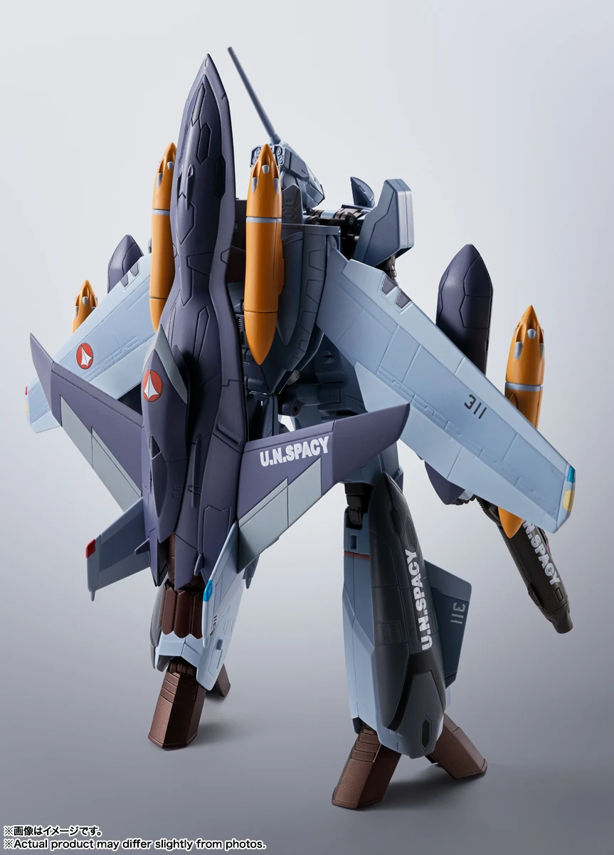 代理版 HI-METAL R 超時空要塞Zero VF-0A鳳凰(工藤真機) ＋ QF-2200D-B 鬼魂