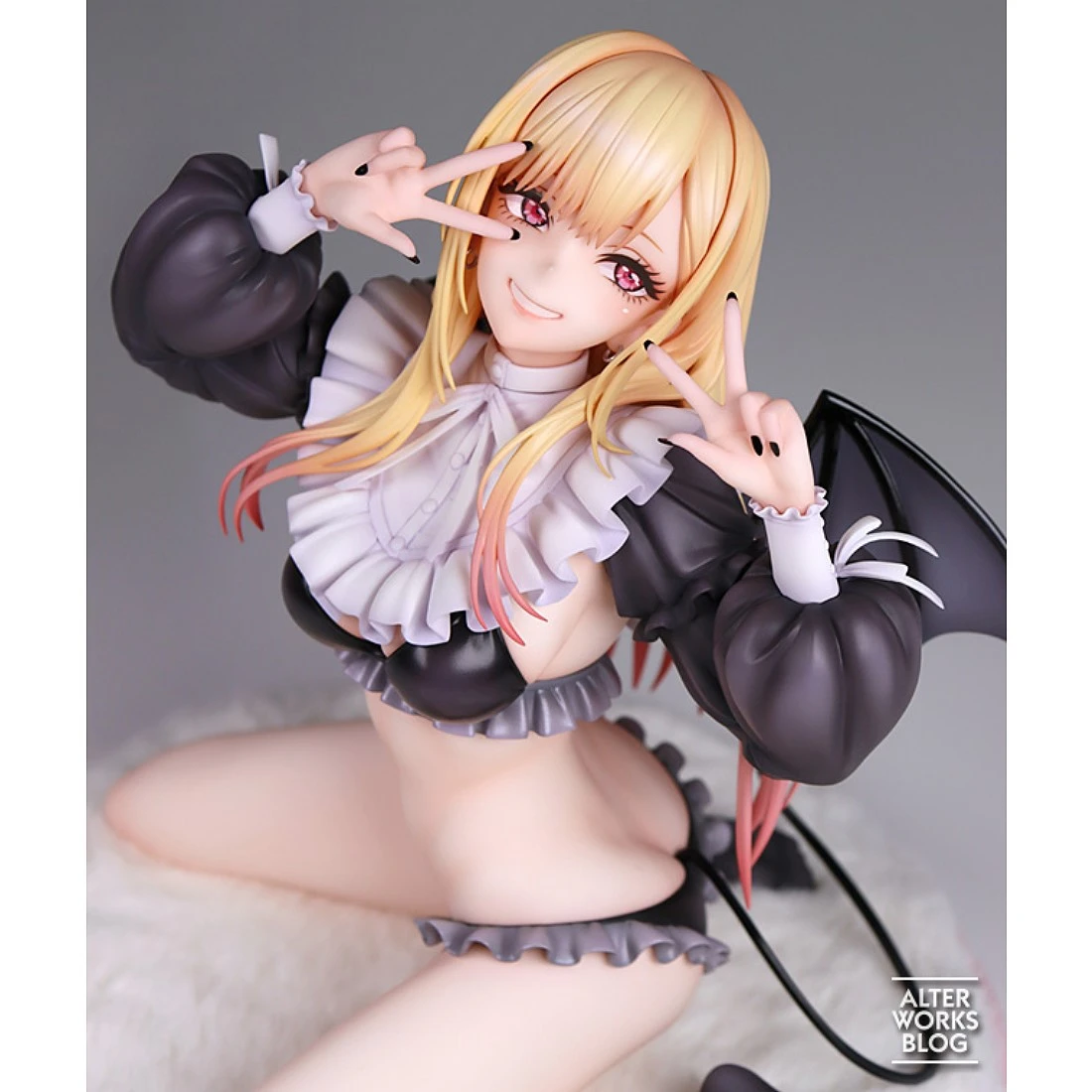 ALTER 1/6 戀上換裝娃娃喜多川海夢莉茲Liz