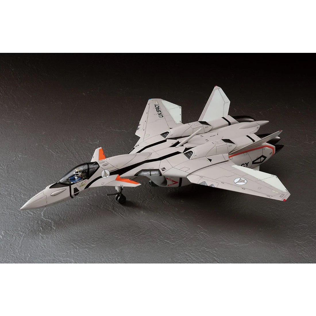 長谷川 1/72 超時空要塞 Plus VF-11B Thunderbolt 雷霆式