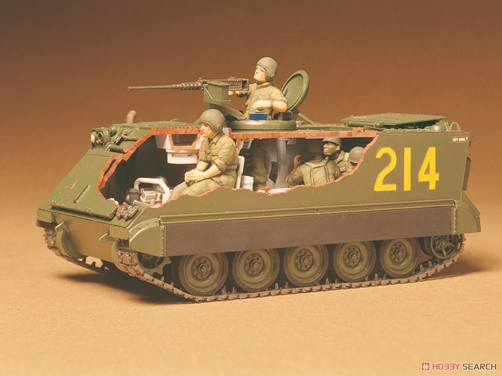 TAMIYA 35040 1/35  M113 美軍裝甲運兵車 含5人形