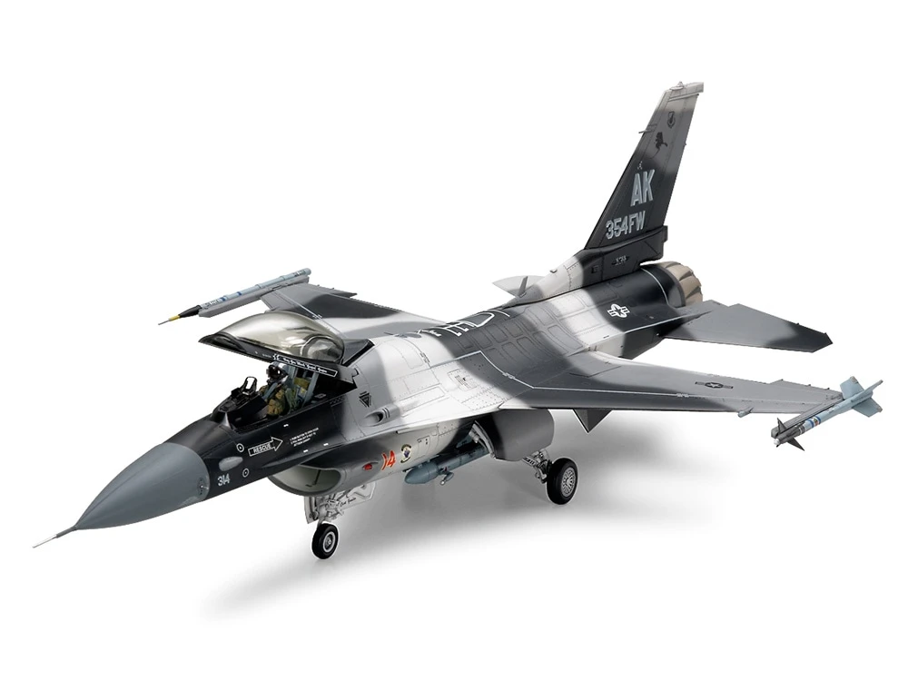 TAMIYA 61106 1/48 F-16C/N 戰鬥機