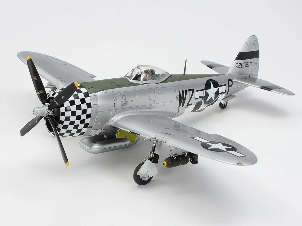 TAMIYA 61090 1/48 美國空軍 P-47D雷霆式地面攻擊戰鬥機