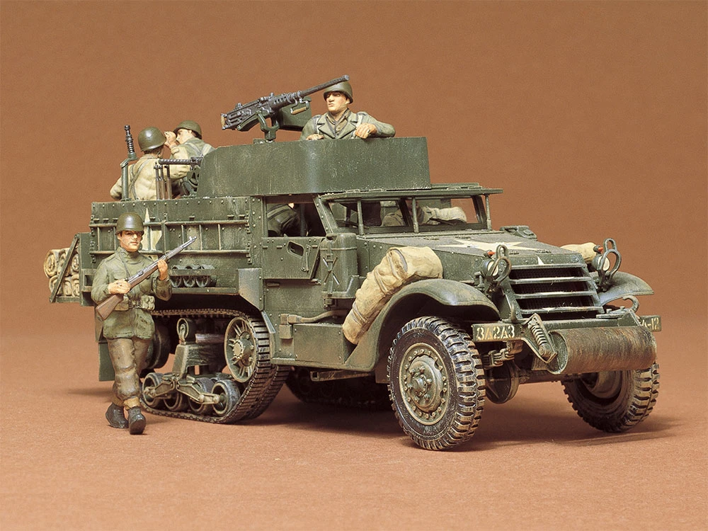 TAMIYA 35070 1/35 U.S. M3A2 Half Track