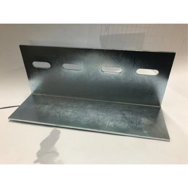輕量型鋼100型 L型連結片4孔