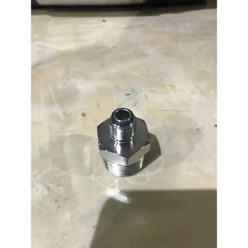 白鐵特殊水接頭！304亮晶晶3/4*1/4接頭水管用