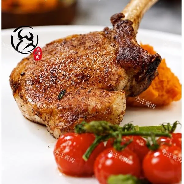 【老王賣肉】黑胡椒小戰斧豬排300g  豬排 豬肉  戰斧豬排 帶骨豬排 醃製豬排 法式豬排 黑胡椒豬排 氣炸豬排