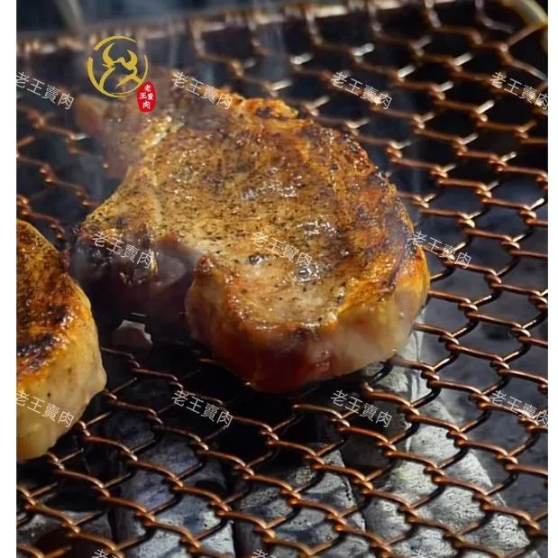 【老王賣肉】黑胡椒小戰斧豬排300g  豬排 豬肉  戰斧豬排 帶骨豬排 醃製豬排 法式豬排 黑胡椒豬排 氣炸豬排