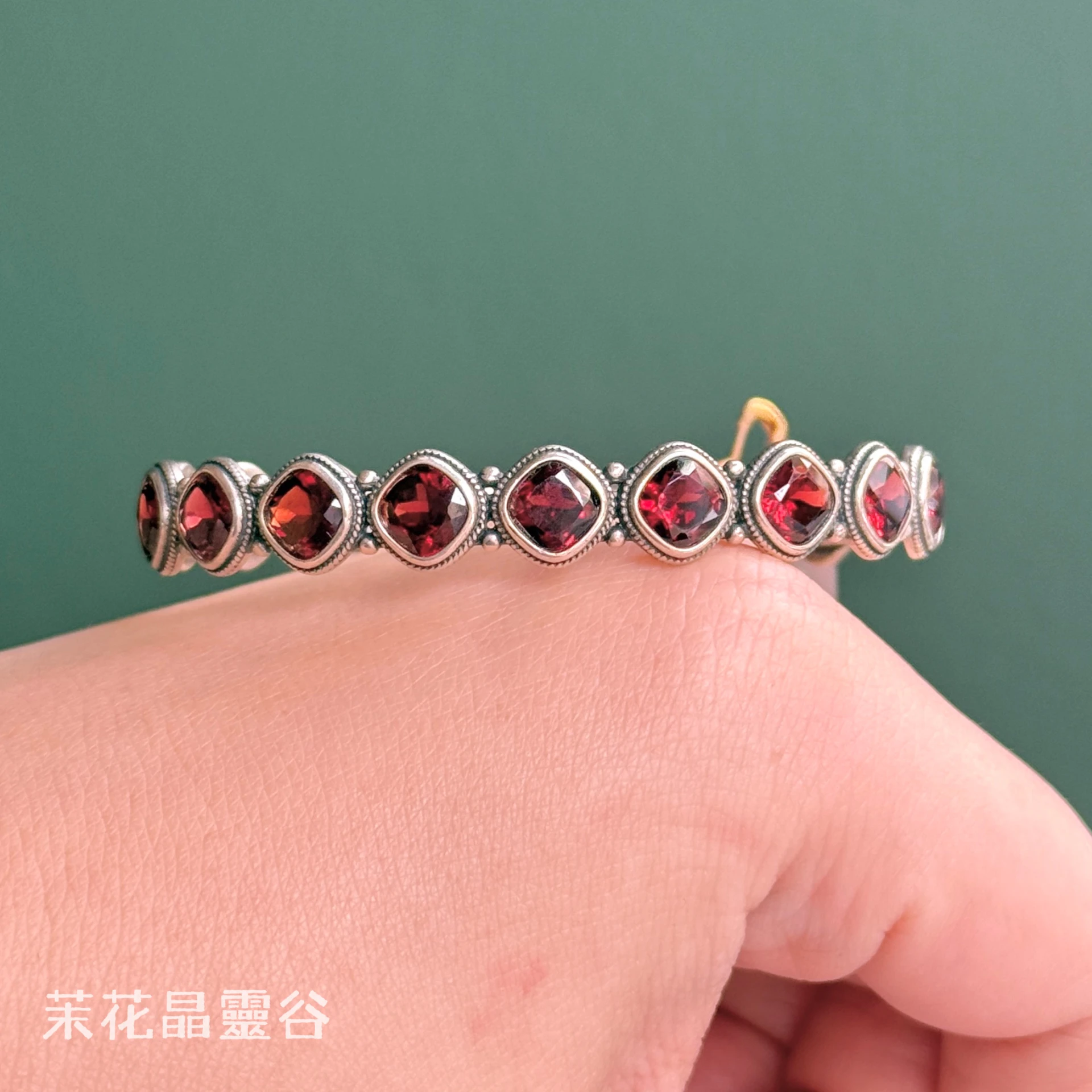 💕 【 限定優惠｜紅石榴石手鐲 】