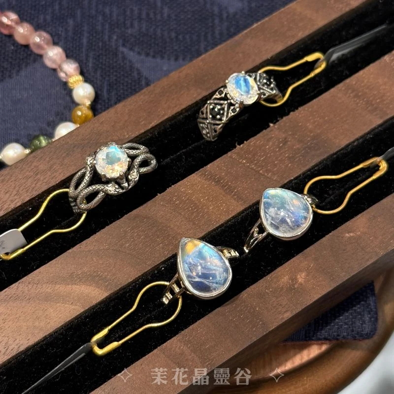 ✦ 明亮之光￨頂級 月光石戒指 ✦