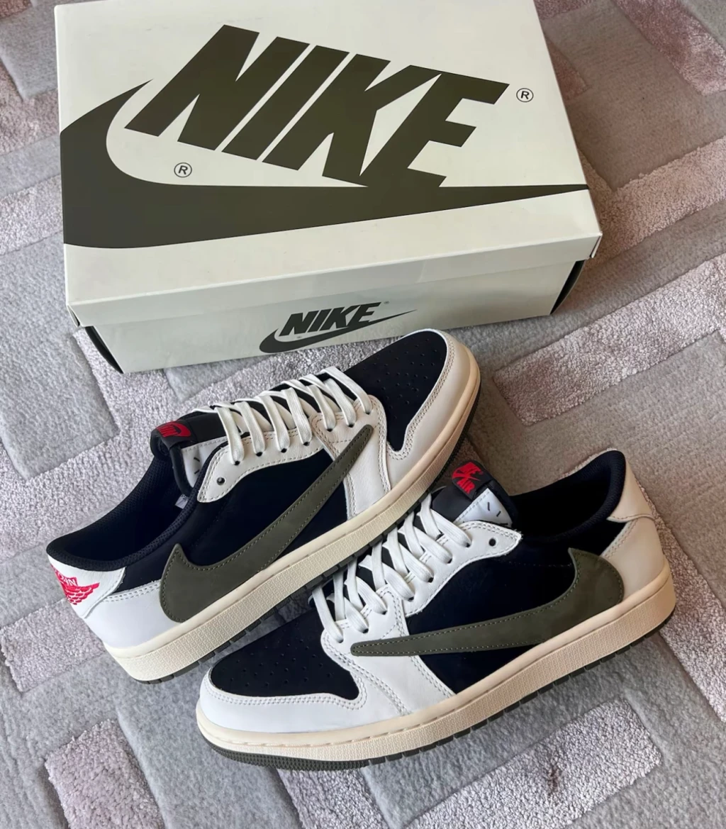 Travis Scott x Jordan Air Jordan 1 Low "Medium Olive" 橄欖綠倒鉤 女款 ( DZ4137-106 )