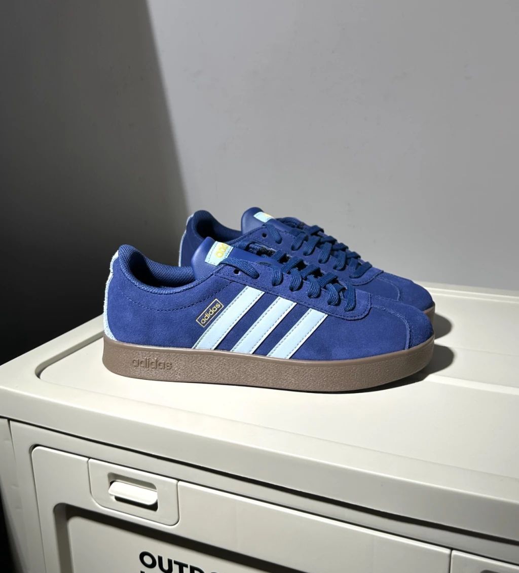 Adidas Court 海軍藍 （ JR8308 )