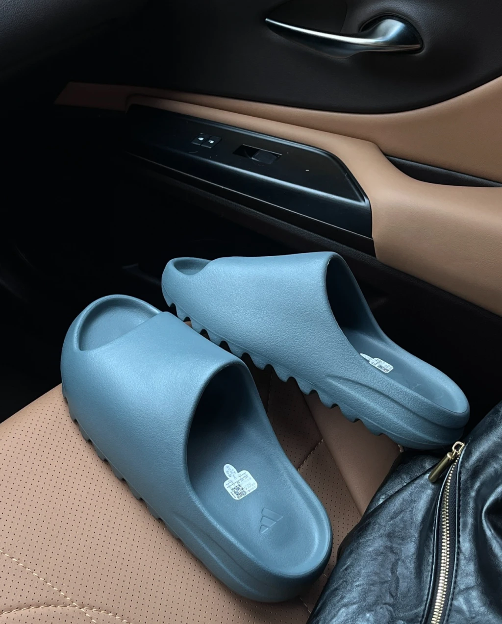 Yeezy Slide Slate Marine 灰綠 青藏藍 （ ID2349 )