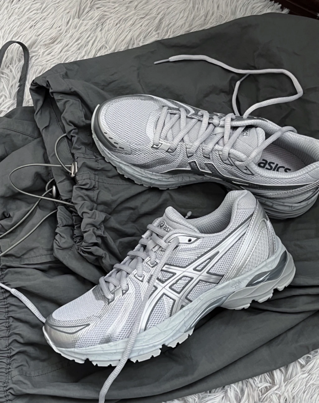 ASICS Gel - Flux 4 灰銀 （ 1012B464-020 ）