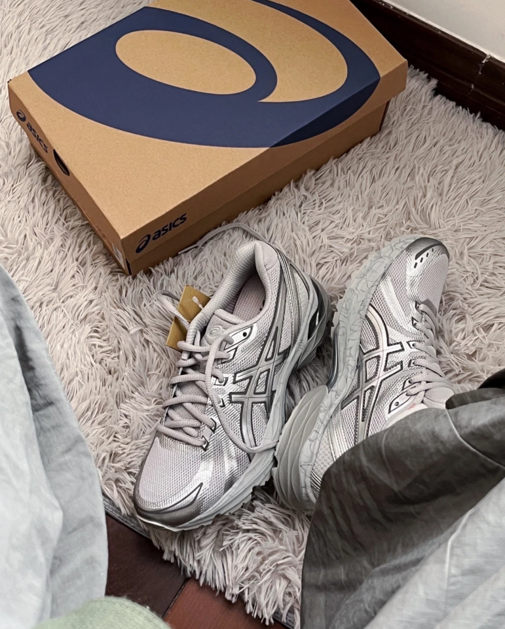 ASICS Gel - Flux 4 灰銀 （ 1012B464-020 ）