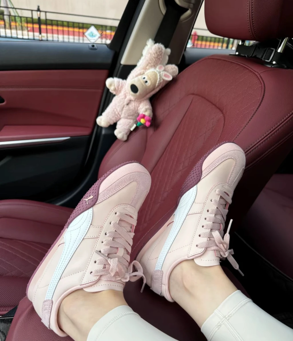 PUMA Bella UT 櫻花粉 （ 402186-04 ）