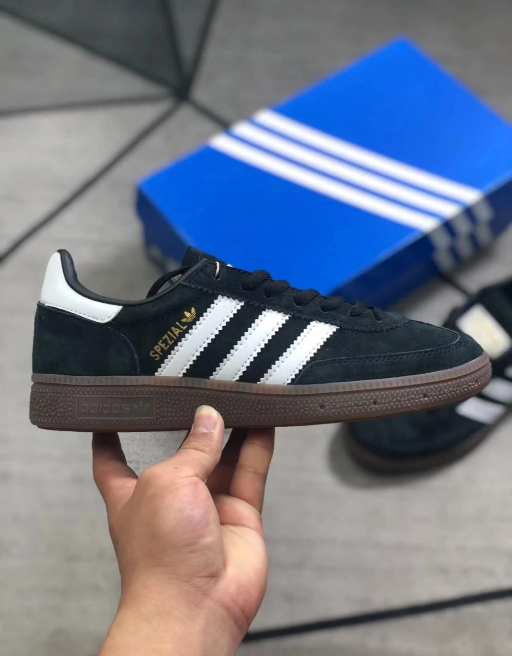 Adidas Originals Spezial 黑 金標 焦糖底 （ DB3021 )