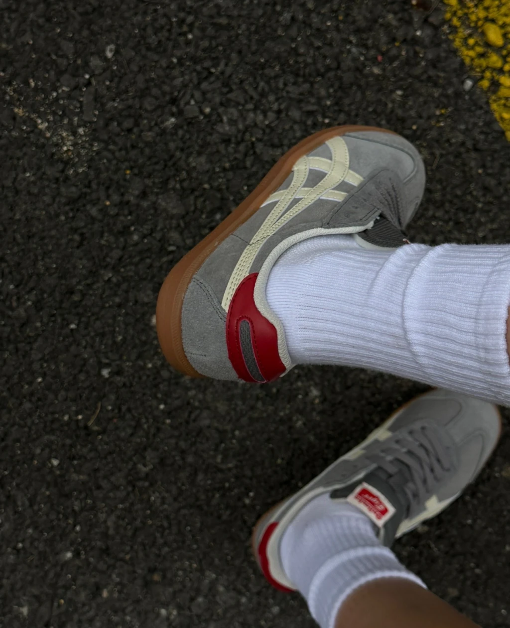 Onitsuka Tiger鬼塚虎 Tokuten 灰酒紅 （ D3B2L-1105 ）