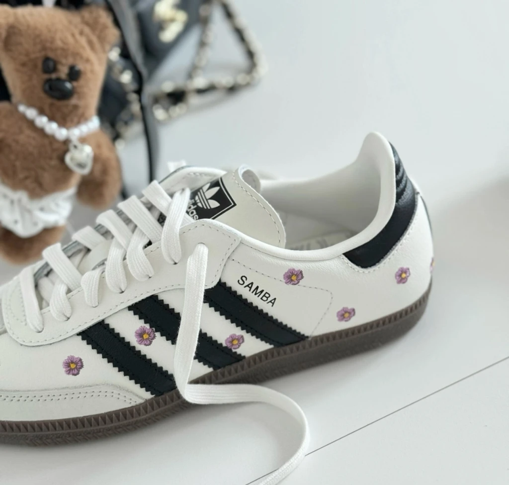 Adidas Samba OG 白 小花 （ IF4398 )