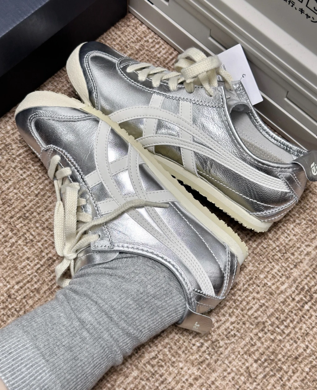 Onitsuka Tiger Onitsuka Tiger鬼塚虎-銀底白虎爪紋MEXICO 66