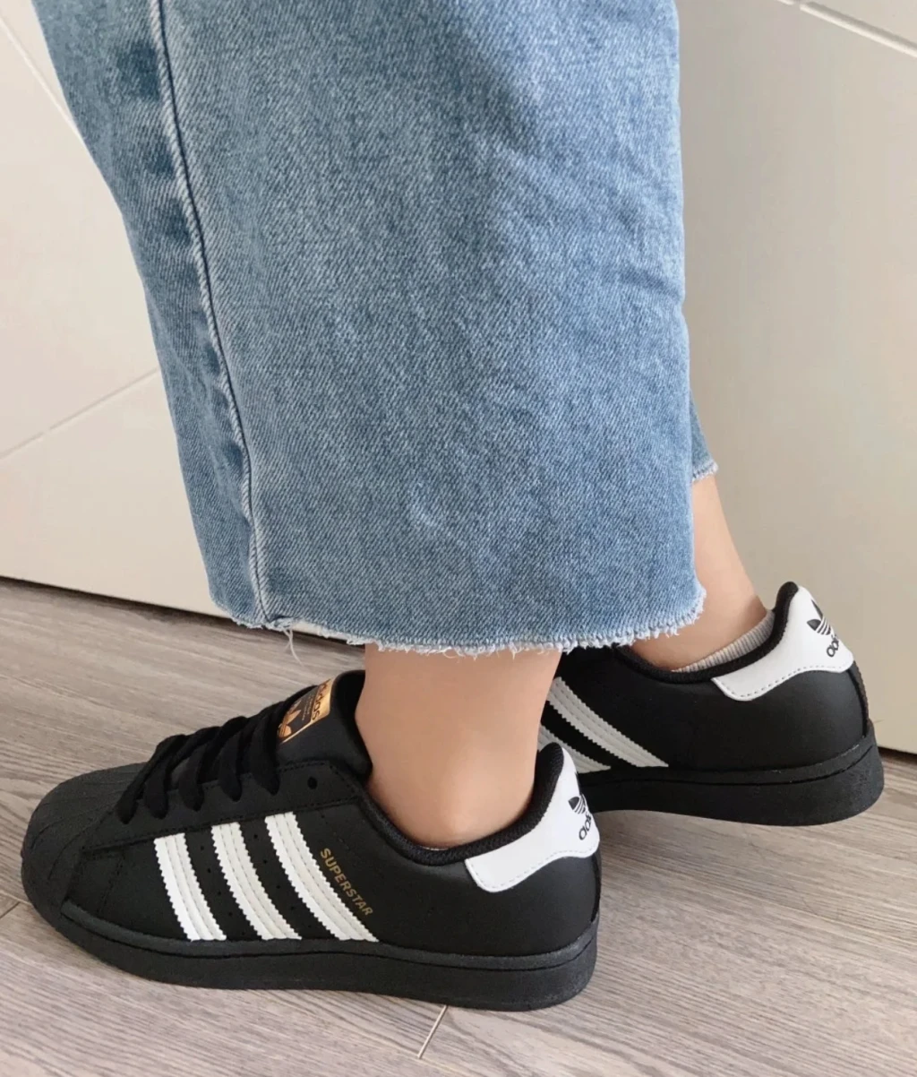 Adidas Originals Superstar 貝殼鞋 黑 EG4959