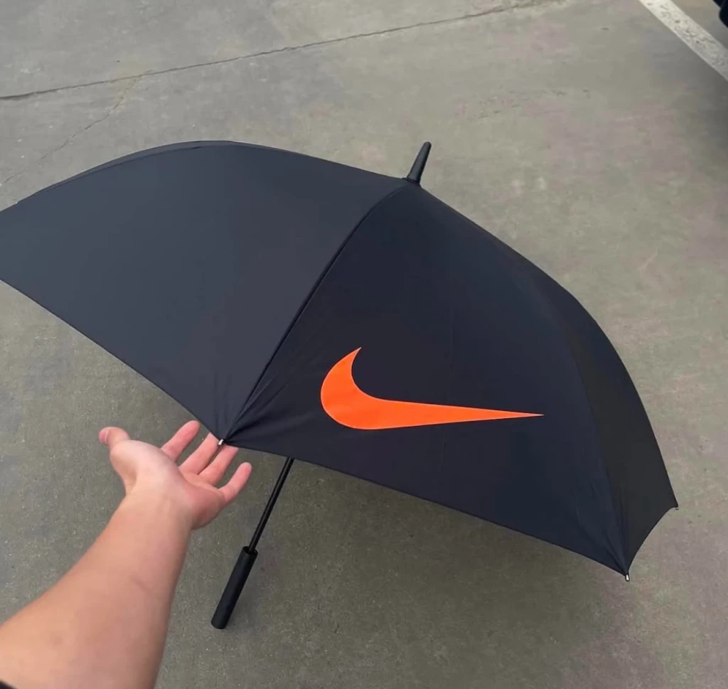 NIKE海外限定 大雨傘
