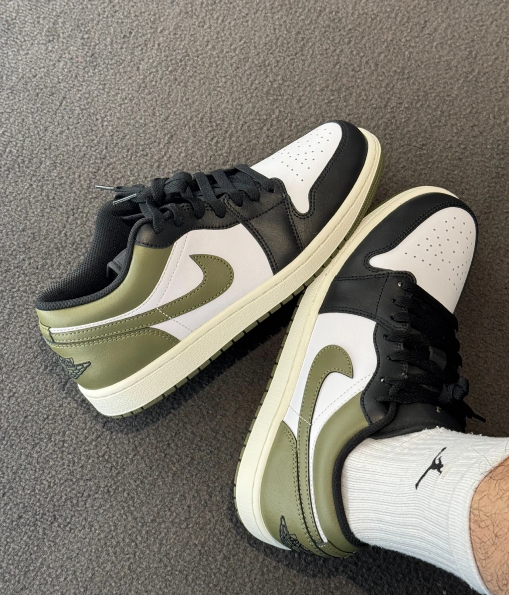 Nike Air Jordan 1 黑橄欖綠 553558-092