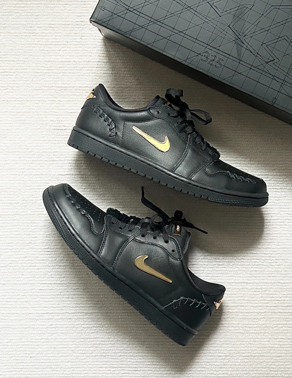 Nike Air Jordan 1 MM Low 黑魂金標 FN5032-007