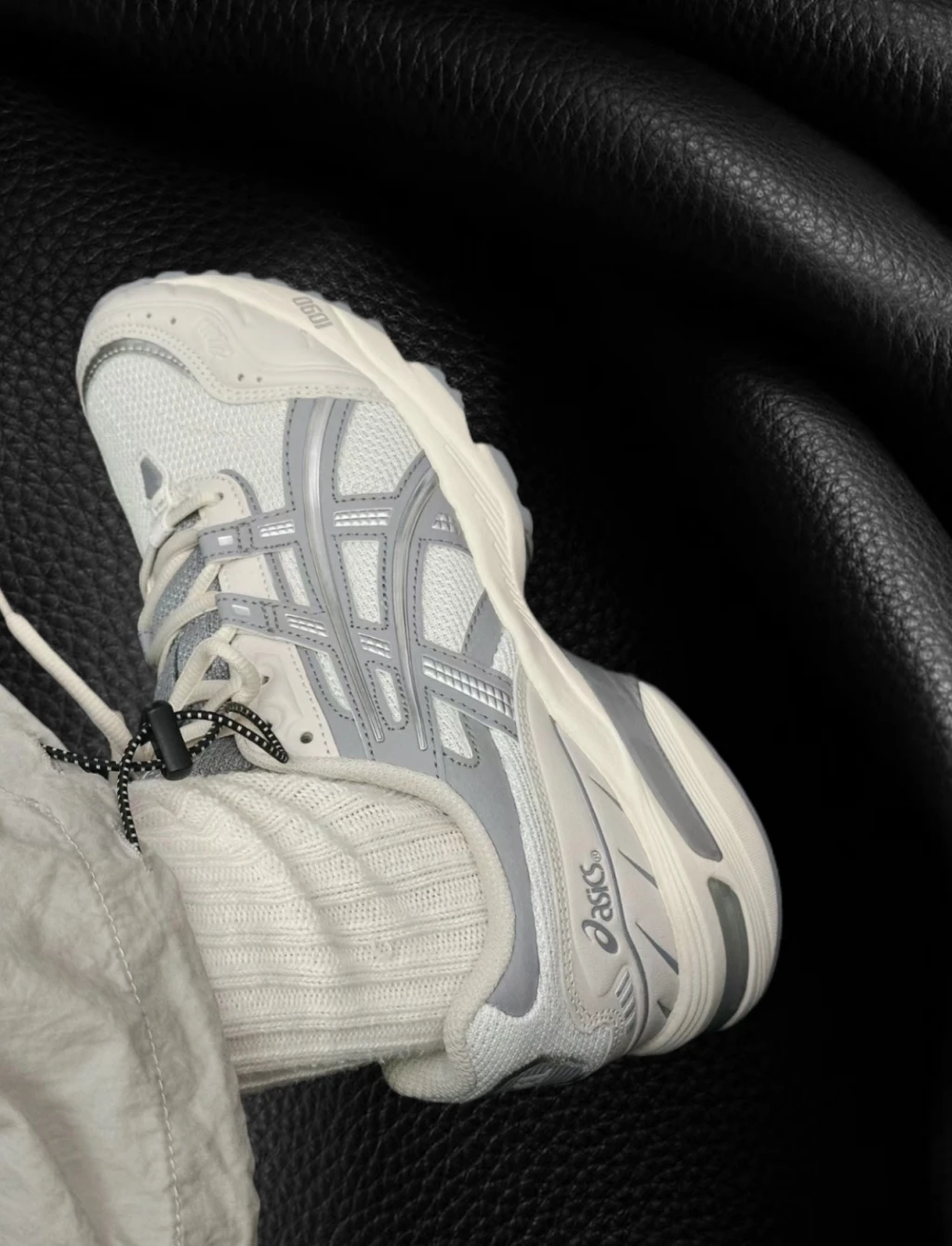 ASICS Gel - 1090 V1 白灰 1203A243-103