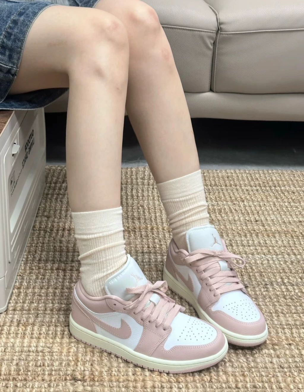Nike Air Jordan 1 粉白 DC0774-162