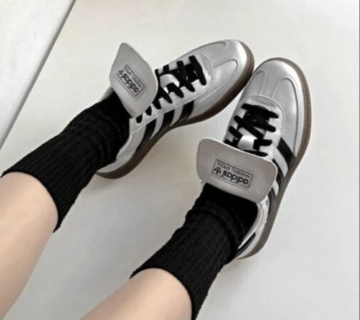 【國外限定款】Adidas Originals Handball Spezial 鞋舌翻蓋 銀黑 JS0599