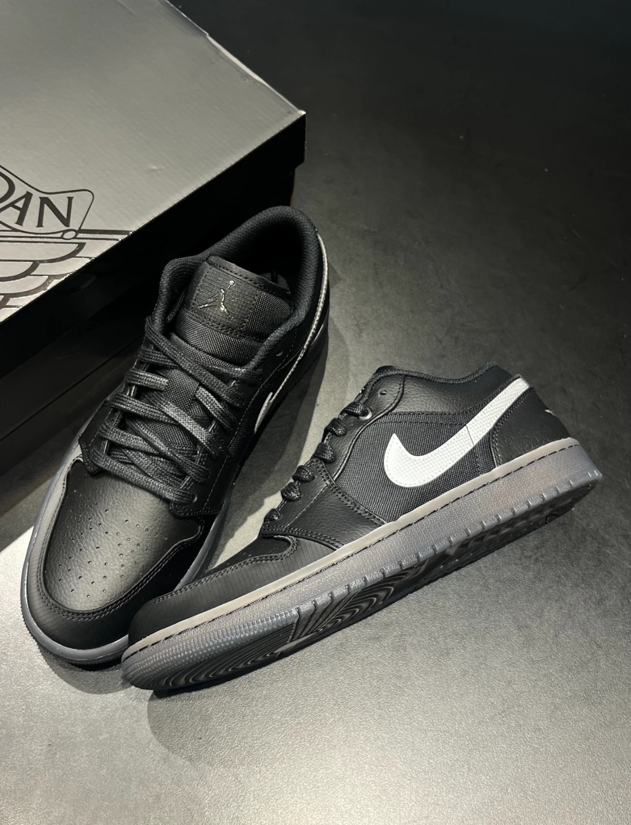Nike Air Jordan 1 黑武士 反光勾 HV5968-001