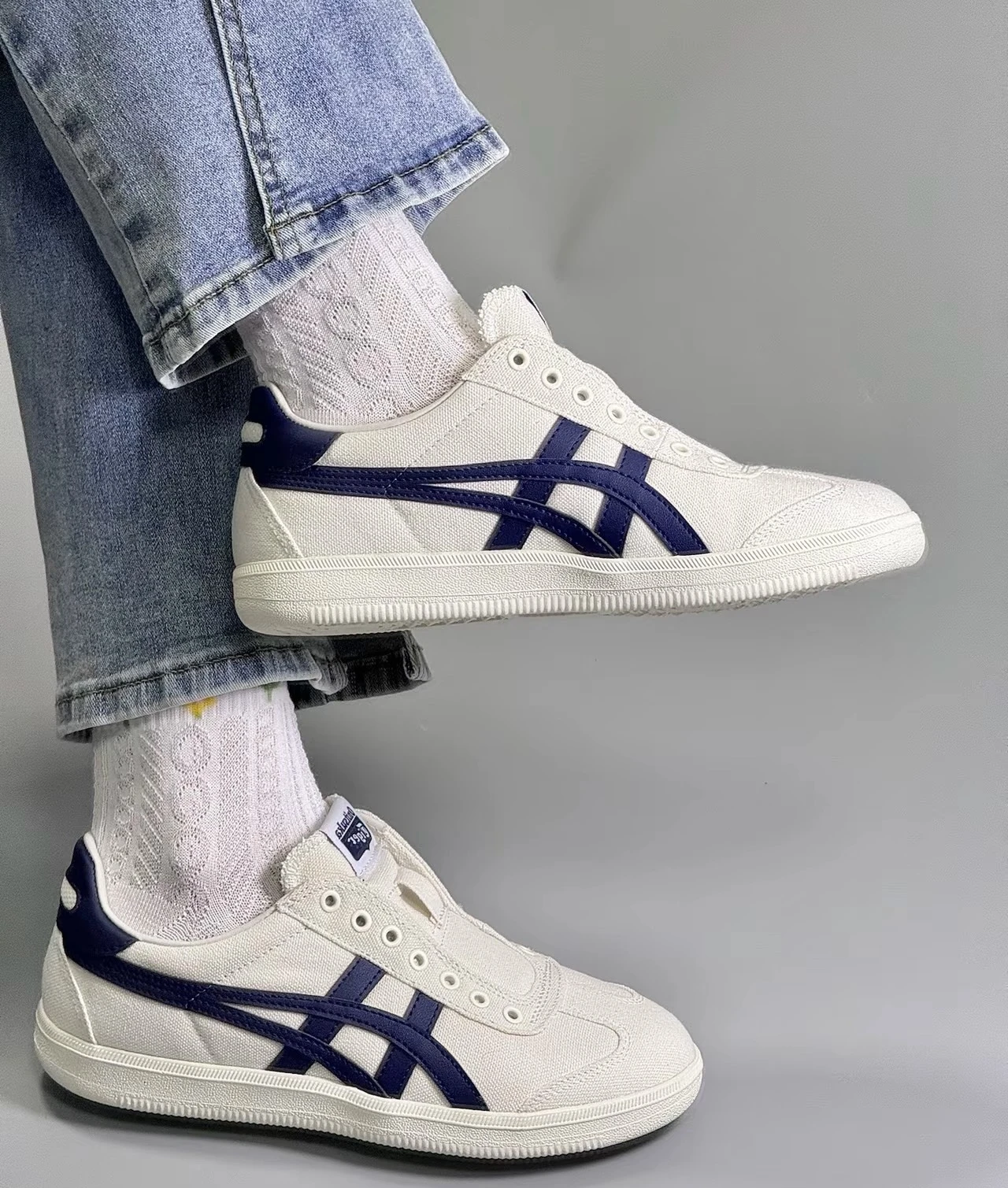 Onitsuka Tiger鬼塚虎 Tokuten Slip-On 白藍 1183C142-200