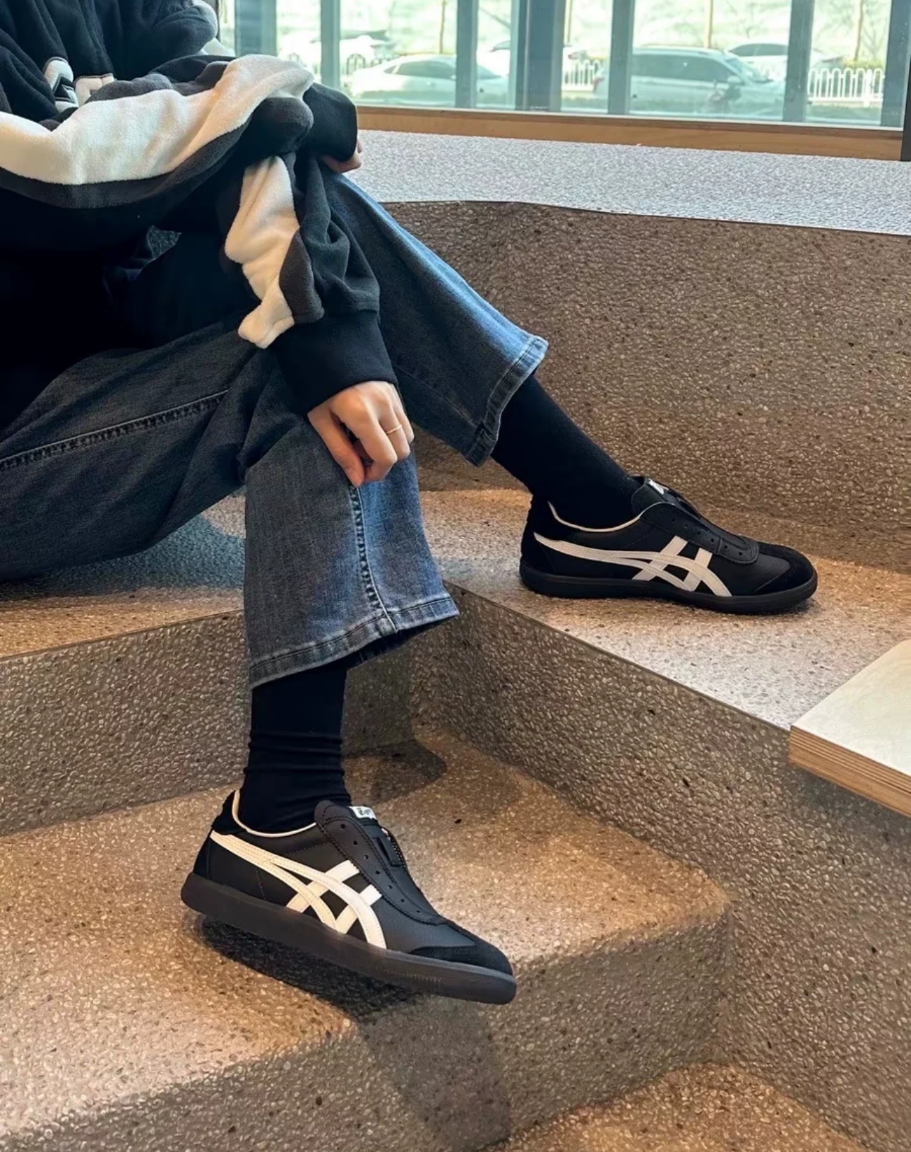 Onitsuka Tiger鬼塚虎 Tokuten Slip-On 黑白 1183C290-001