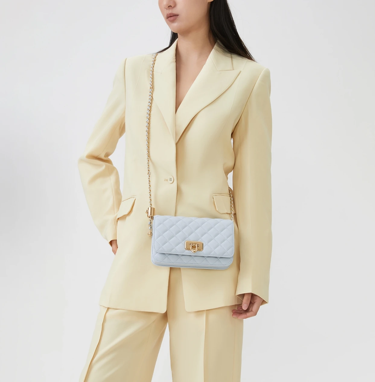 CHARLES&KEITH 小ck  菱格鏈條百搭 小方包單肩包 海鹽藍/黑色/粉紅色/奶白色