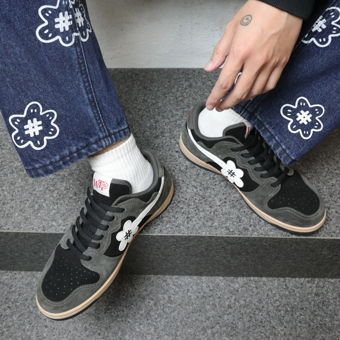 【日本限定】Water The Plant 小花鞋 鐵灰色