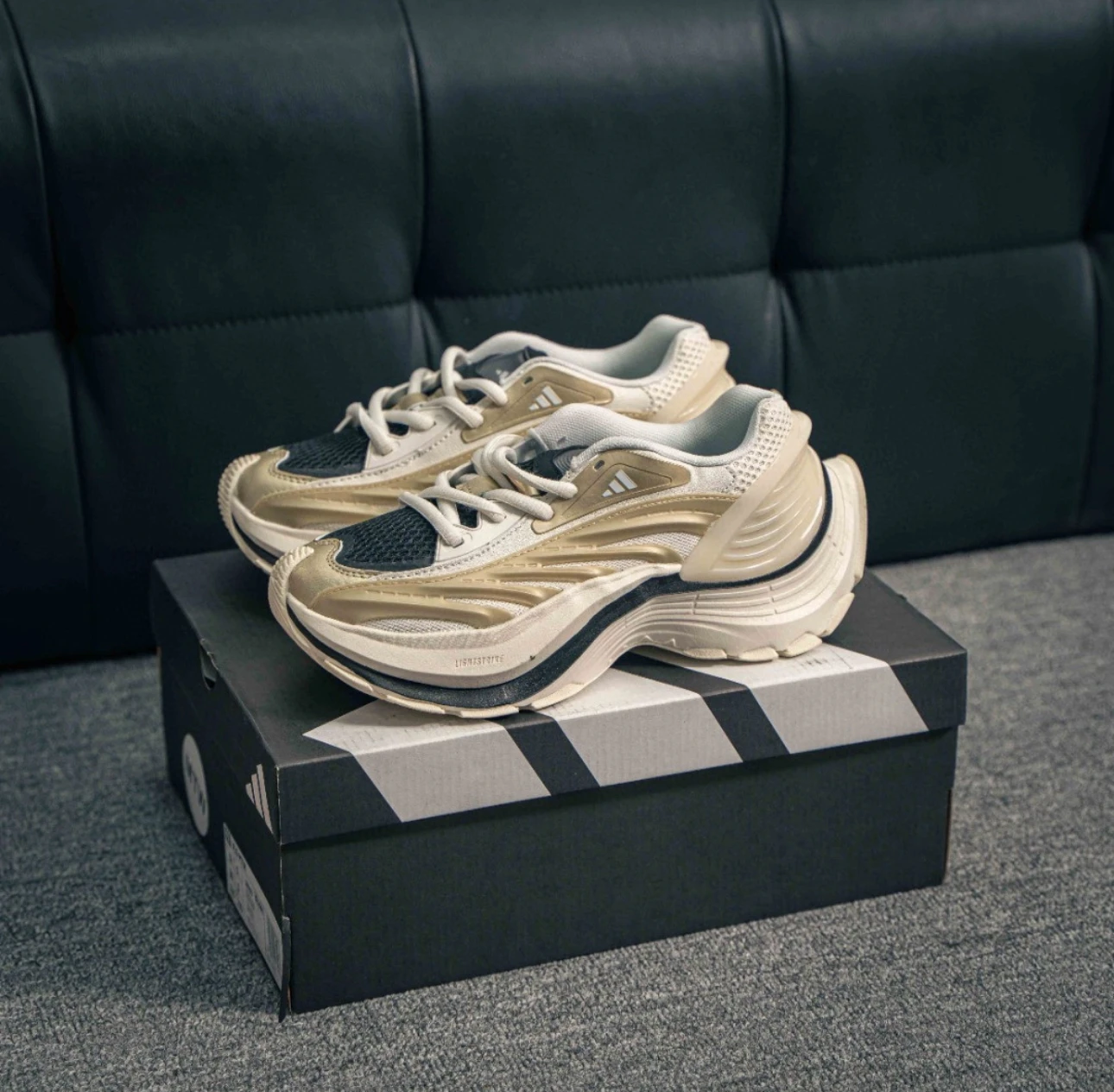ADIDAS XLG MTW 米金色 JR6393