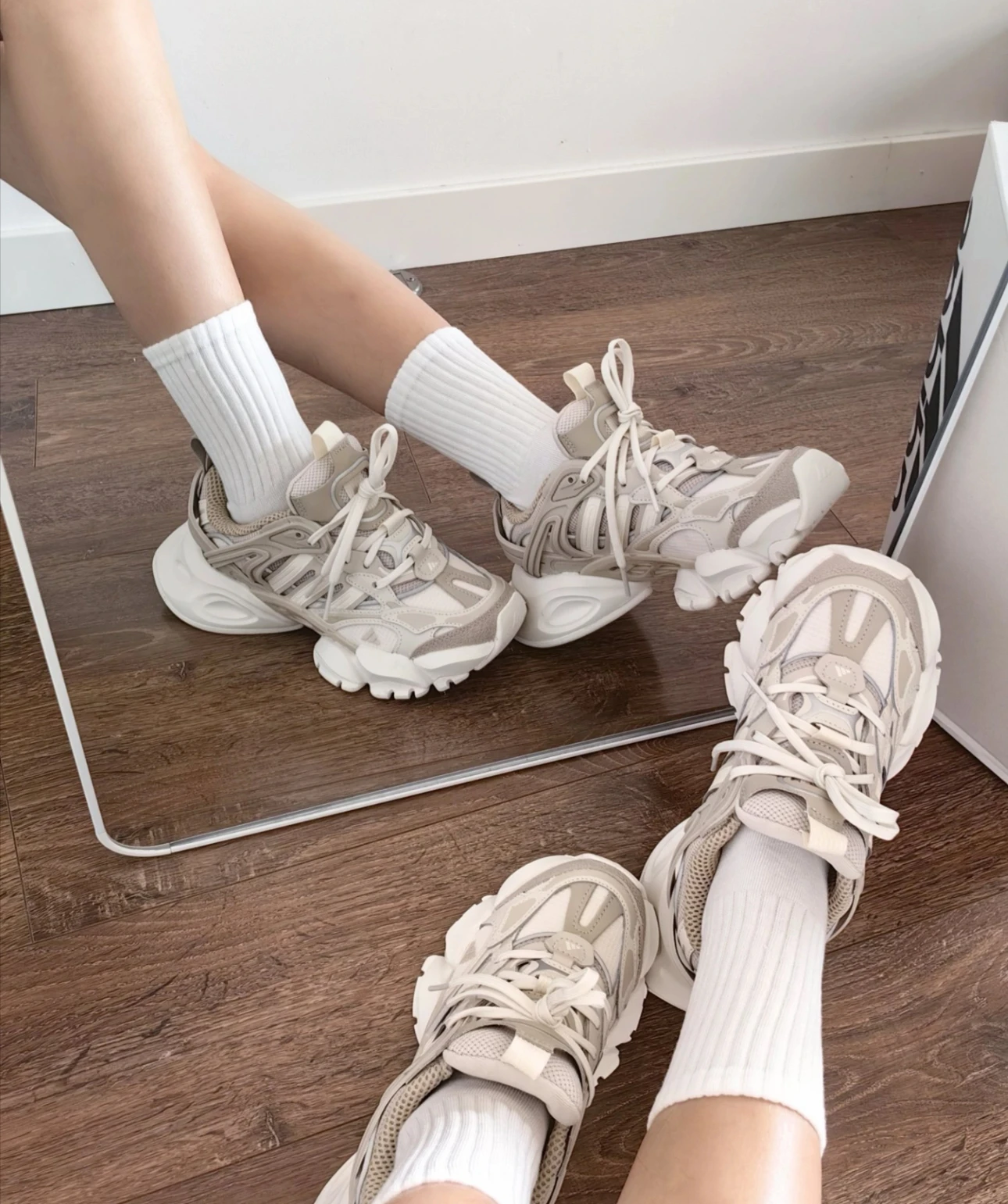 ADIDAS XLG RUNNER DELUXE 米白 淺燕麥 IH7799