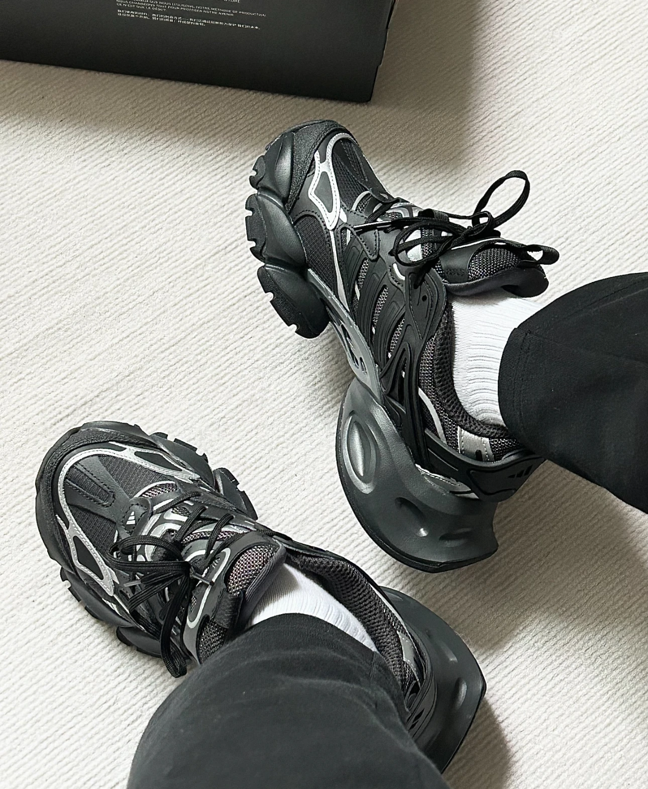 ADIDAS XLG RUNNER DELUXE 黑灰 JR3086