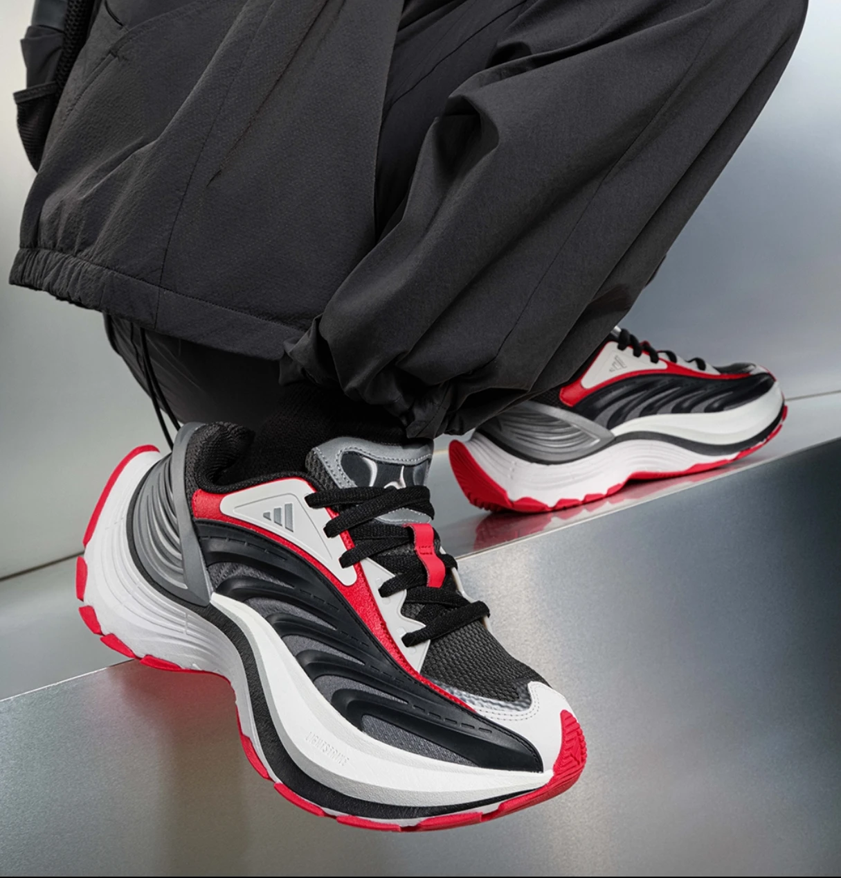 ADIDAS XLG MTW 黑灰紅 JR6392