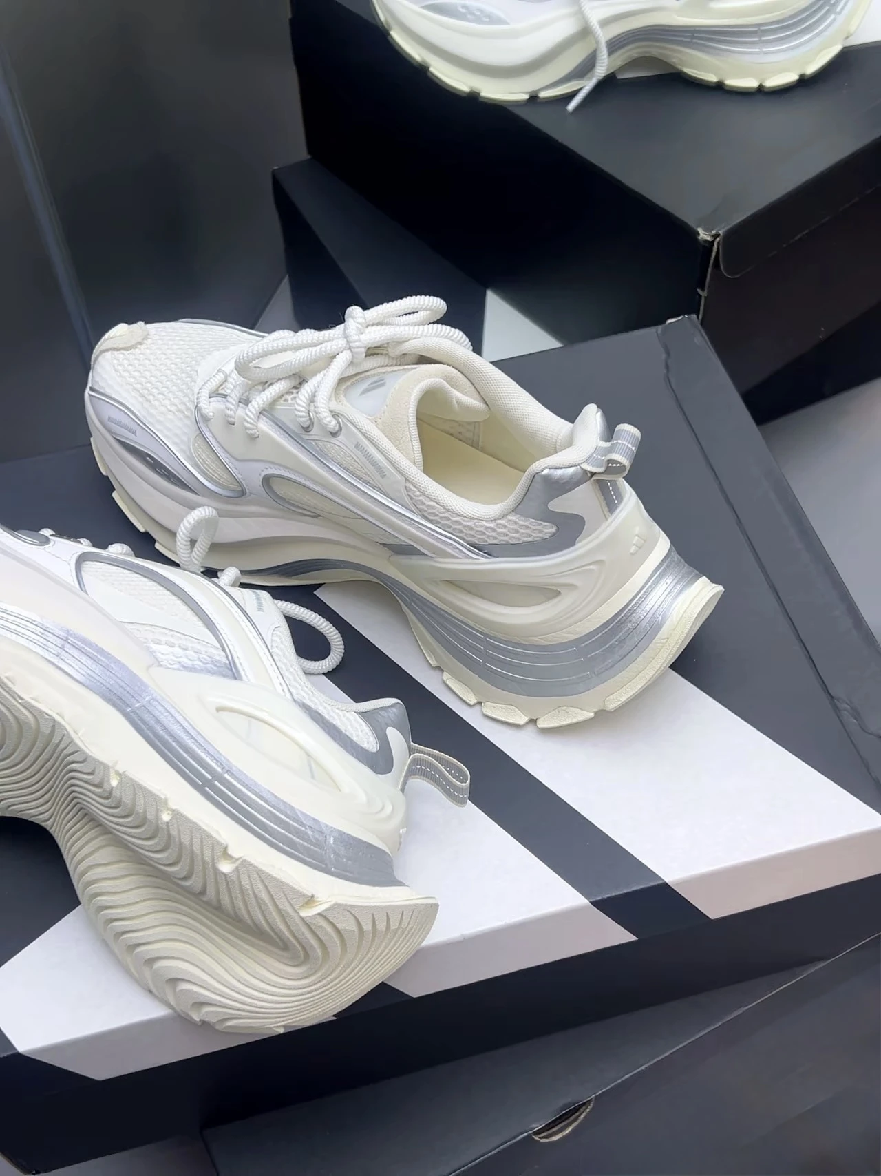 ADIDAS XLG SPEED 3.0 復古老爹鞋 白灰色 JS4992