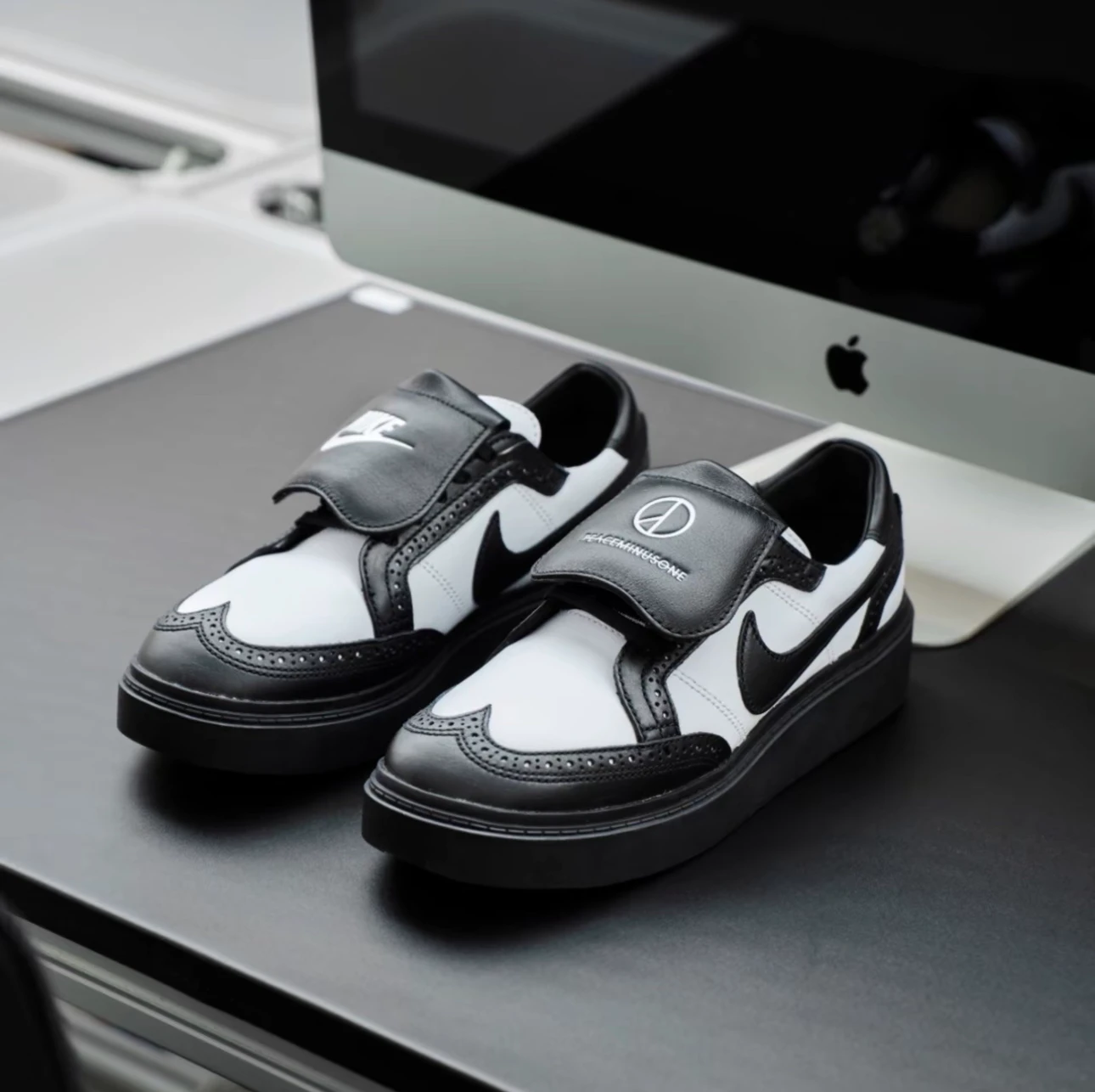 【US 9 / JP 27 cm】国内新品 PEACEMINUSONE x Nike Kwondo 1 G-Dragon Black and White / DH2482-101 黒タグ ピースマイナスワン Peaceminusone x Nike Kwondo 1 小雛菊  權志龍3.0 黑（DH2482-101