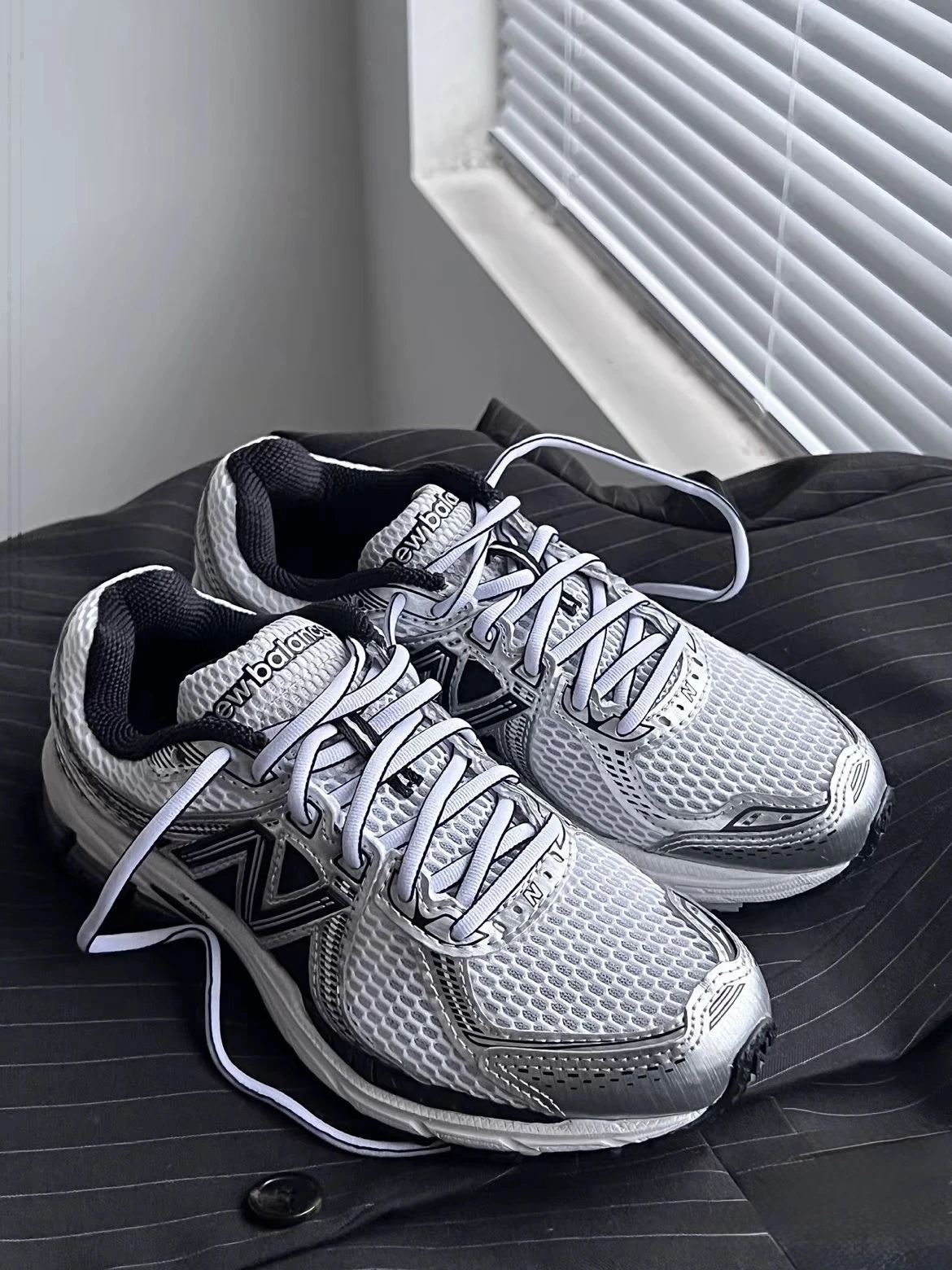NEW BLANCE 860V2 白銀黑 ML860XD