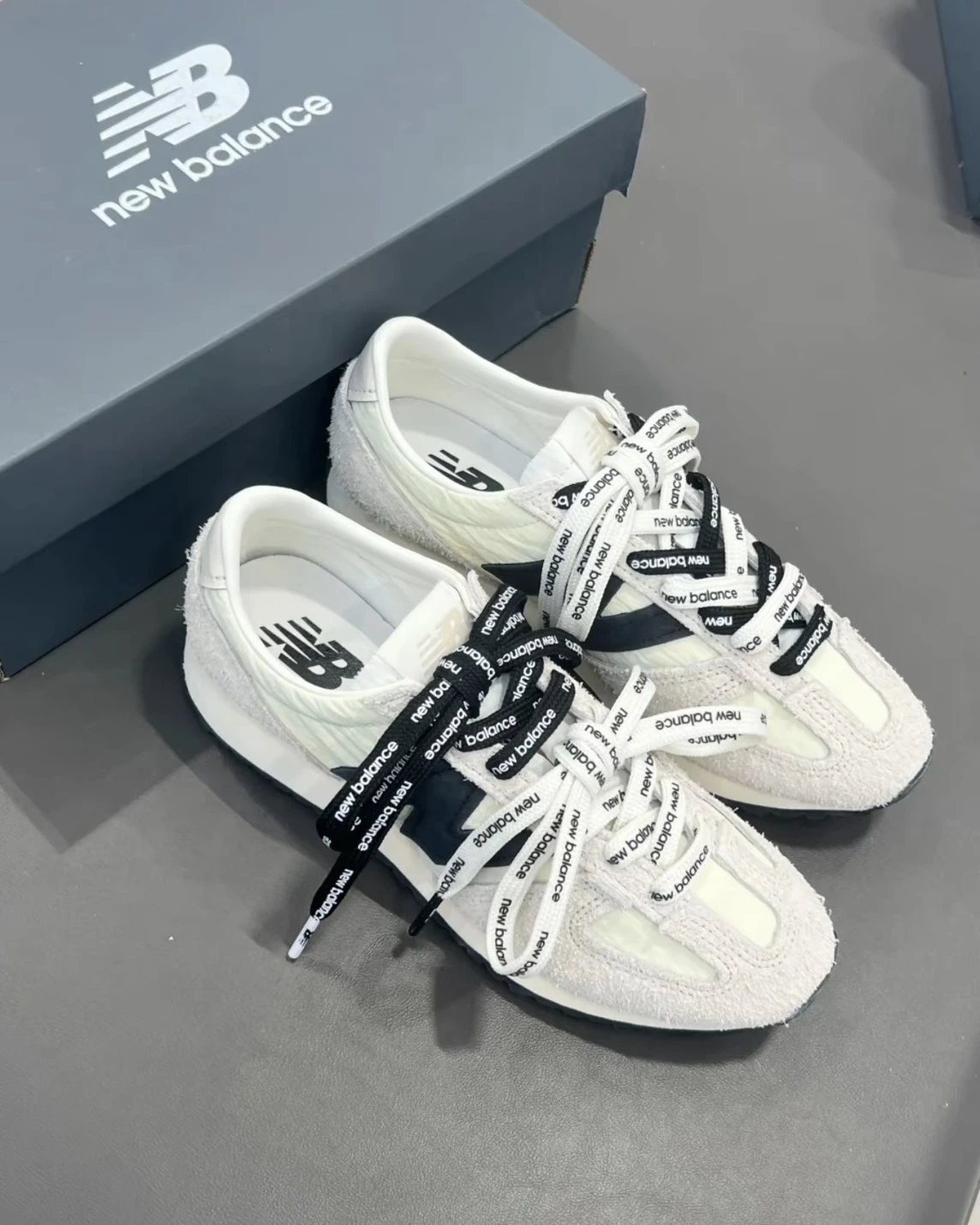 <張員瑛同款>New Balance 471 "Linen Angora Black" 黑白 麂皮 MiuMiu風(U471AM)