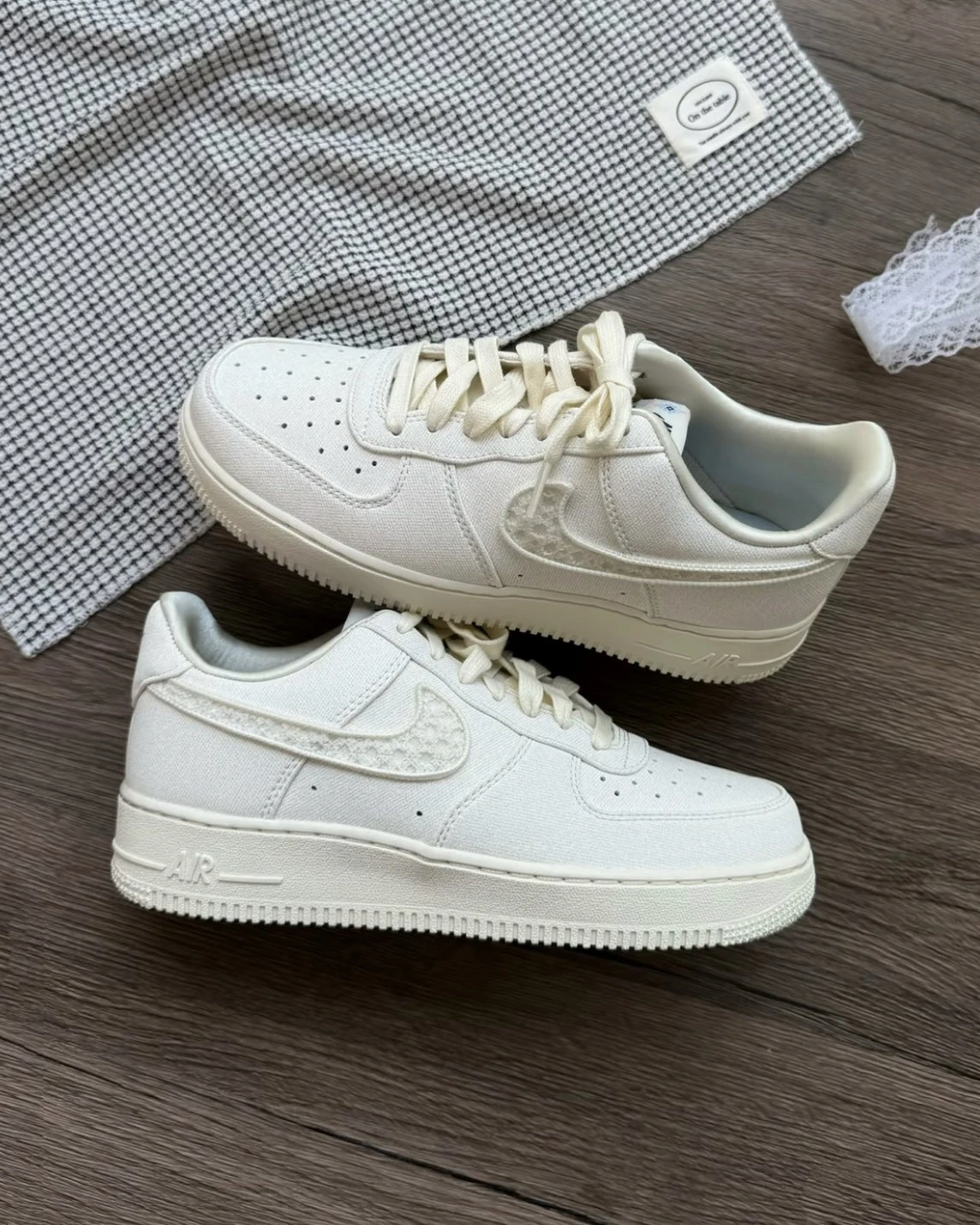 <超級仙女>NIKE AIR FORCE 1 LOW 奶白蕾絲(IH7351-010)