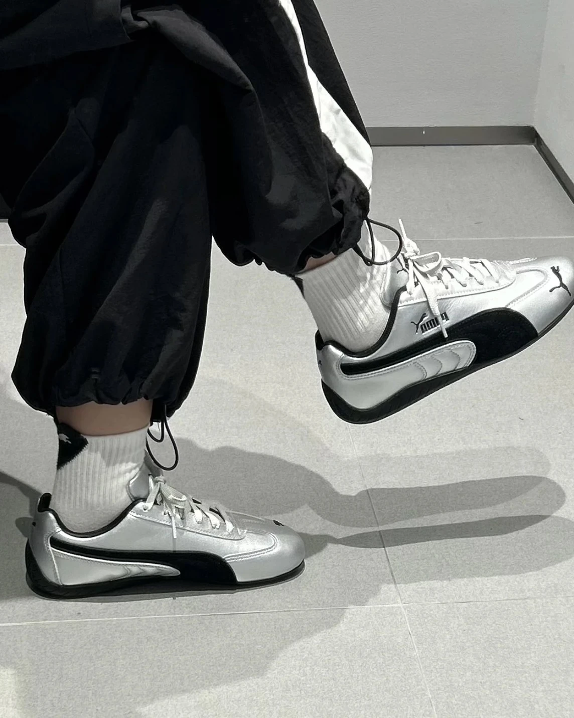 <Rose著用>Puma Speedcat 賽車鞋 液態 銀黑 男女同款(403689-01)