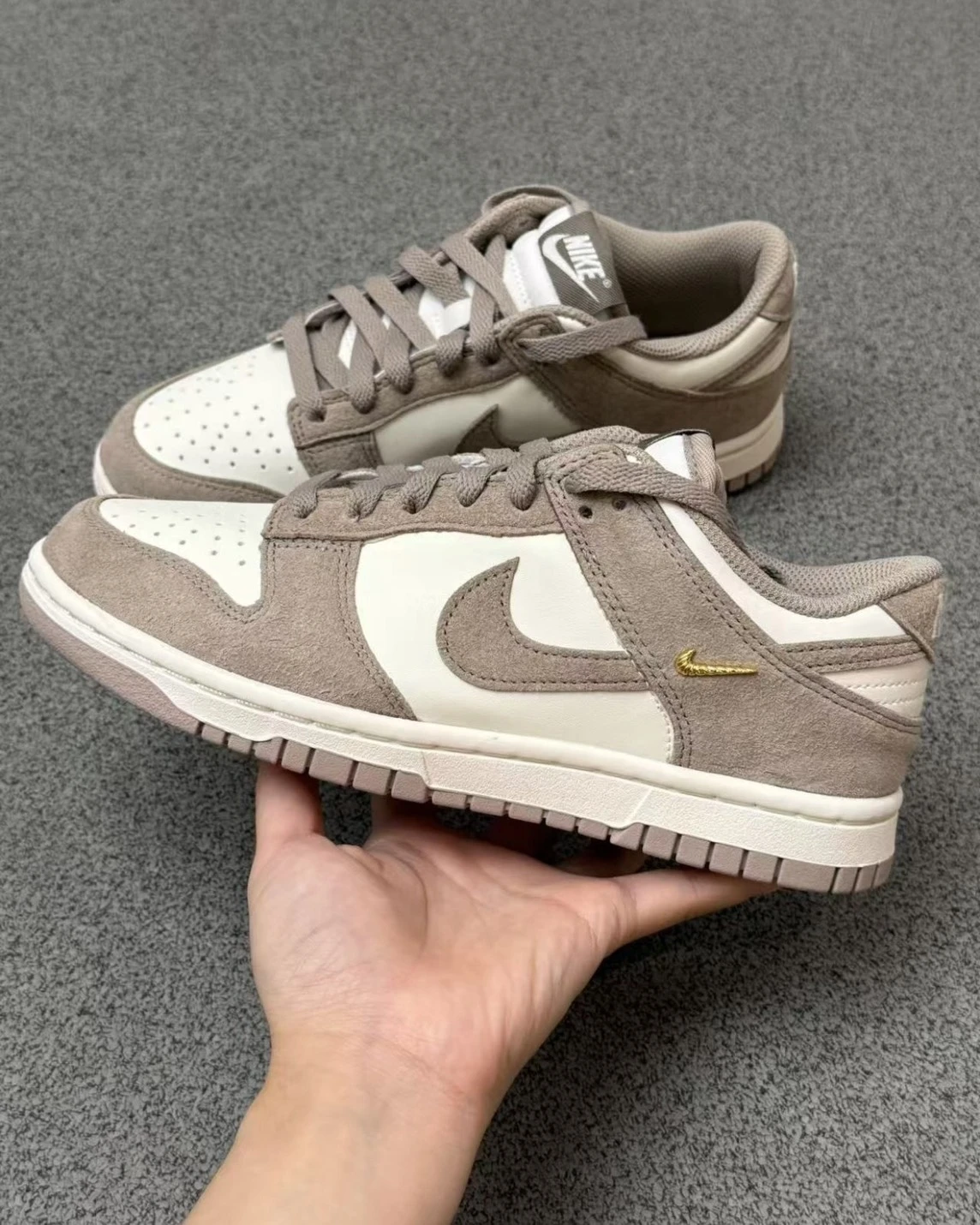 NIKE DUNK LOW "Malt" 麂皮 淡粉 金屬小鈎 女款(IB4417-105)