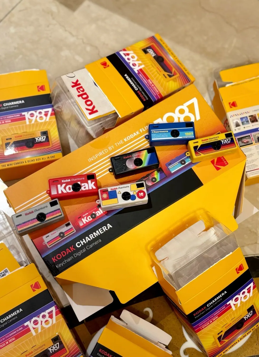 Kodak Charmera 迷你數位相機鑰匙圈盲盒